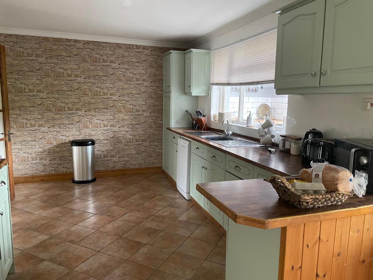 Carreg Yr Onnen Villa Haverfordwest Exteriör bild